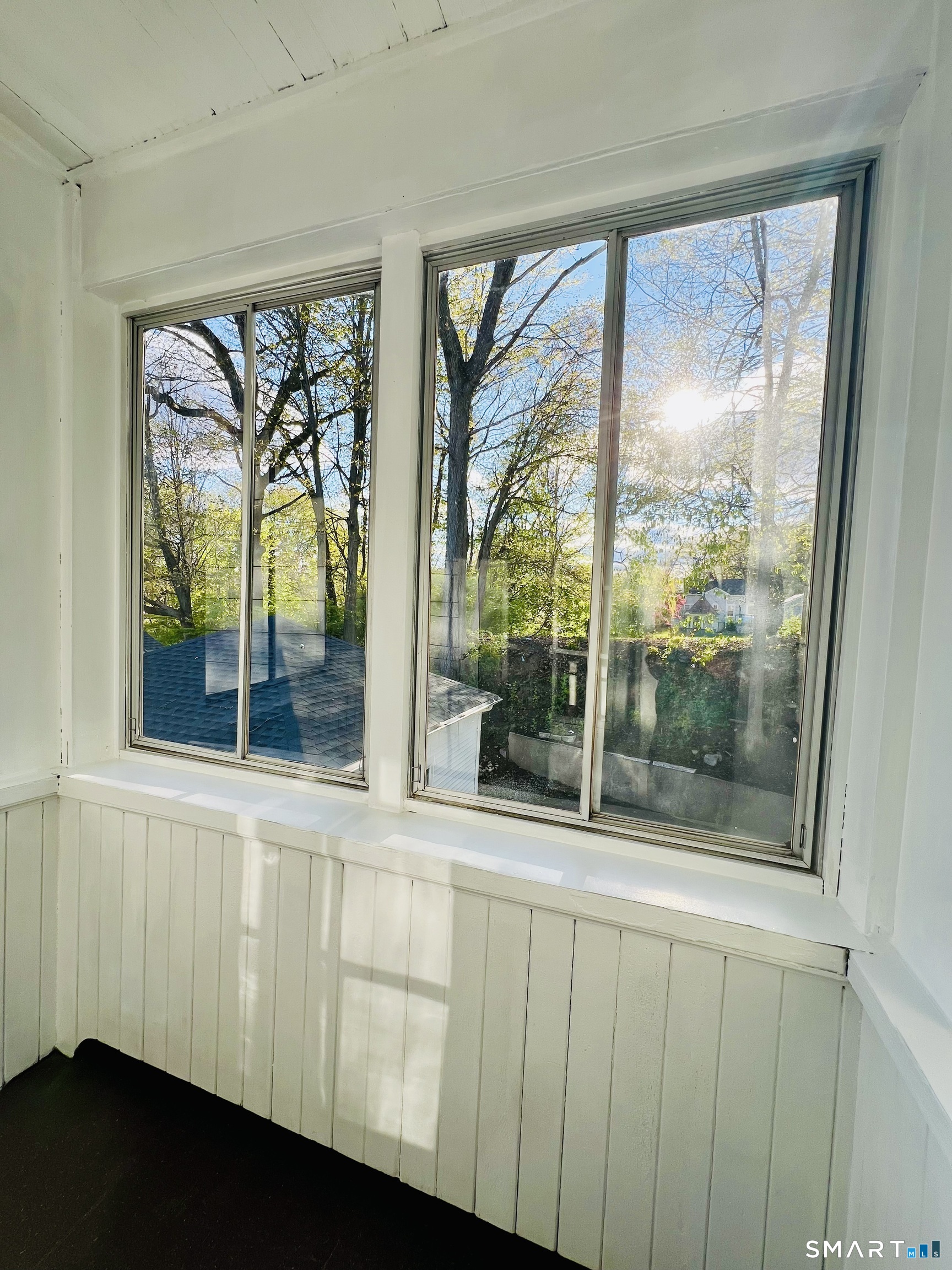 83 Pine Street Torrington, CT 06790 - Photo 29 of 40