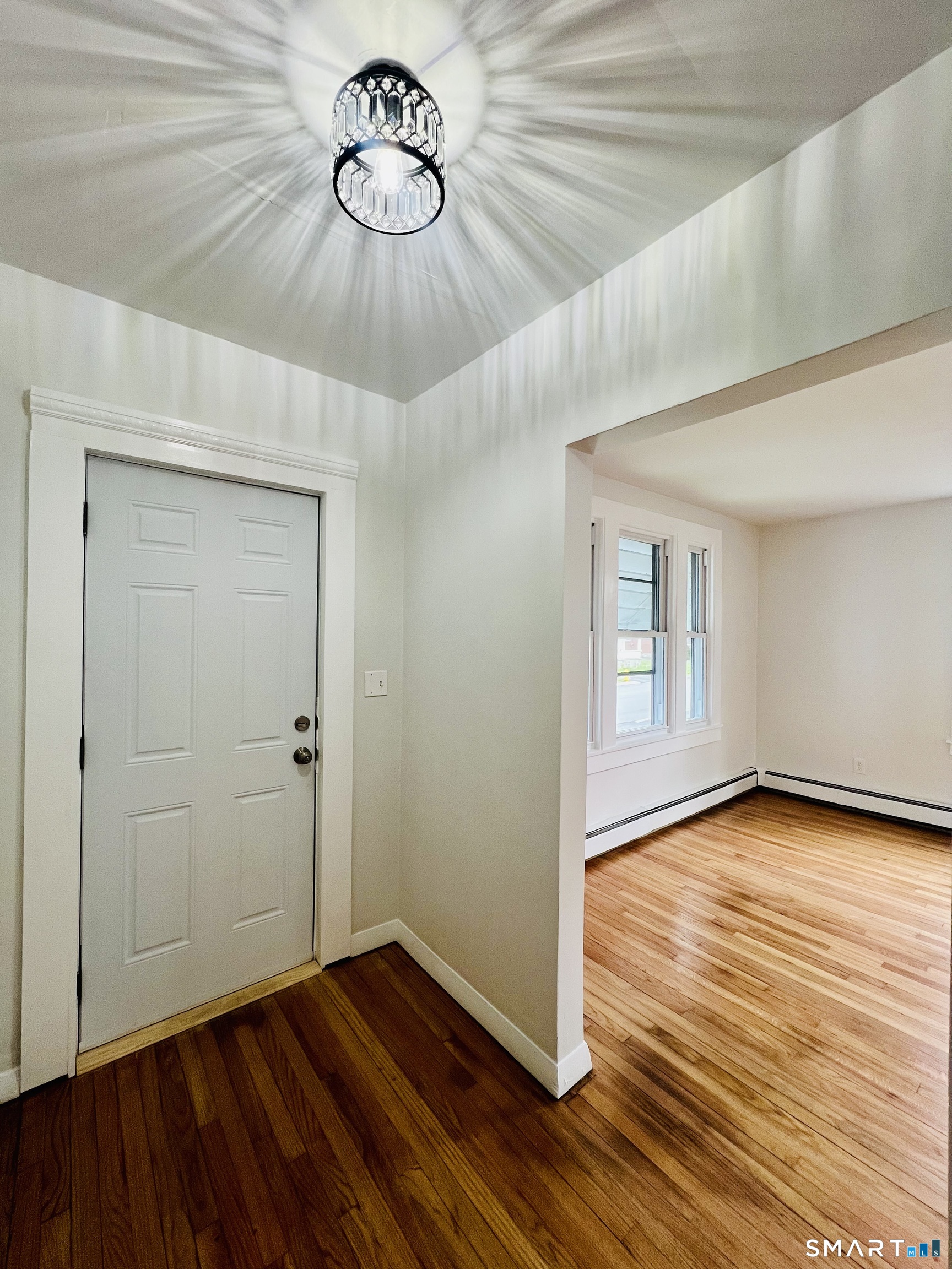 83 Pine Street Torrington, CT 06790 - Photo 7 of 40