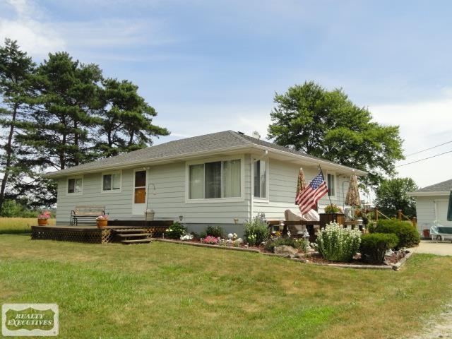 67538 Haven Ridge Road New Haven, MI 48050 - Photo 2 of 19