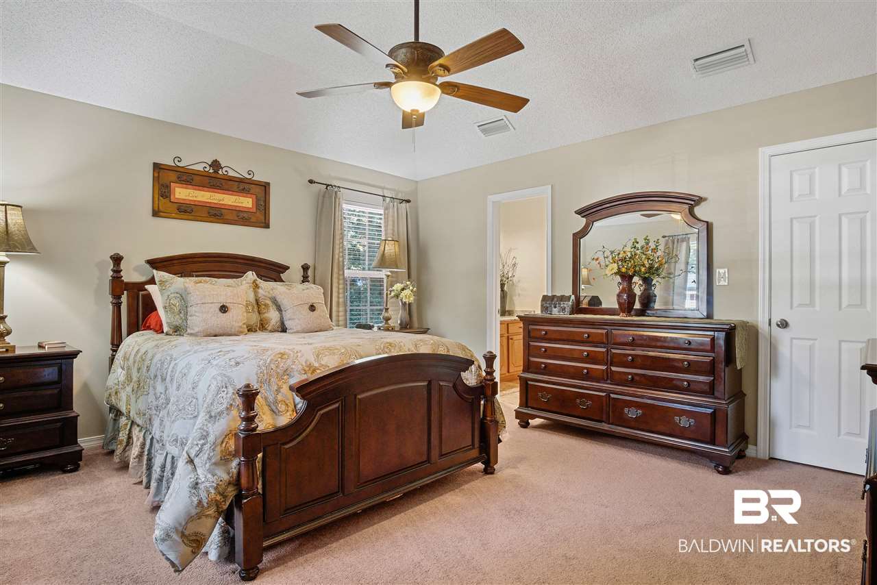 257 Carnation Street Mobile, AL 36609 - Photo 11 of 33