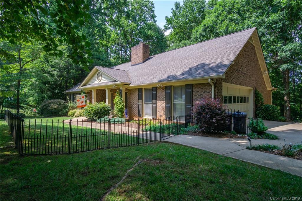 1770 Hickory Ridge Road Rock Hill, SC 29732 - Photo 2 of 24 Gallery Image 2