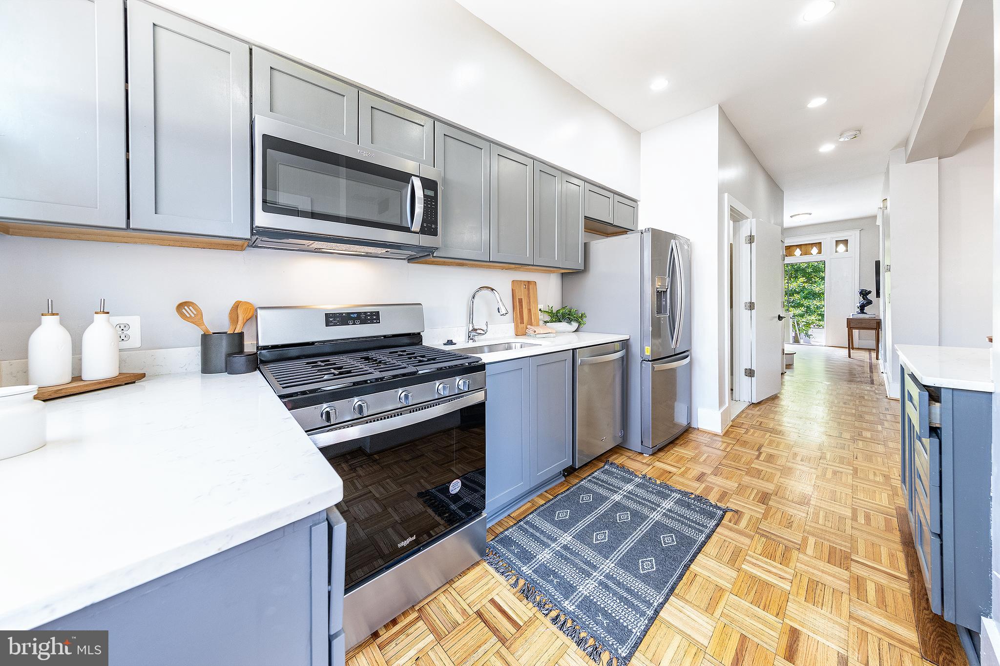 117 R Street Northwest Washington, DC 20001 - Photo 9 of 30