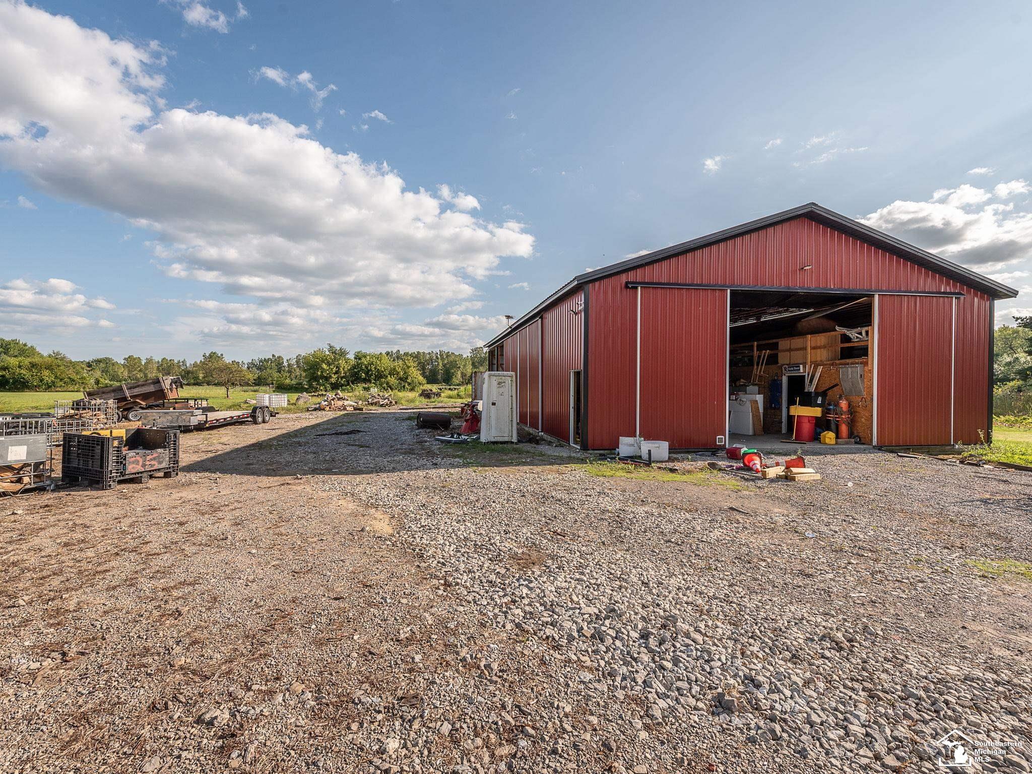 2337 Carleton West Road Carleton, MI 48117 - Photo 35 of 45