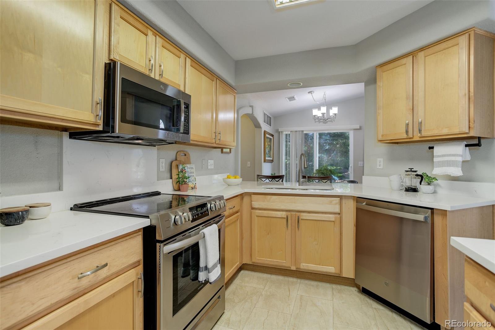 11729 Zenobia Loop Westminster, CO 80031 - Photo 8 of 36