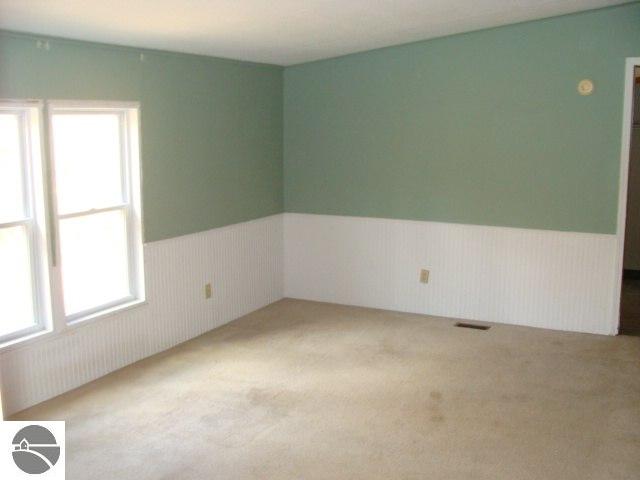 1651 Sharkey Road Traverse City, MI 49696 - Photo 6 of 20 1721457-5.JPG