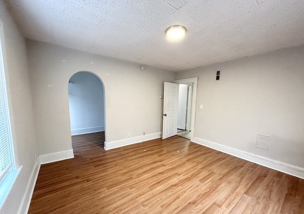 103 Buttonwood Street, Unit 3 Boston, MA 02125 - Photo 4 of 9