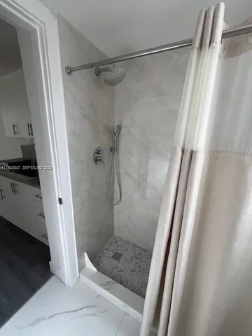 $1,300 | 1262 Southwest 4th Street, Miami, FL 33135