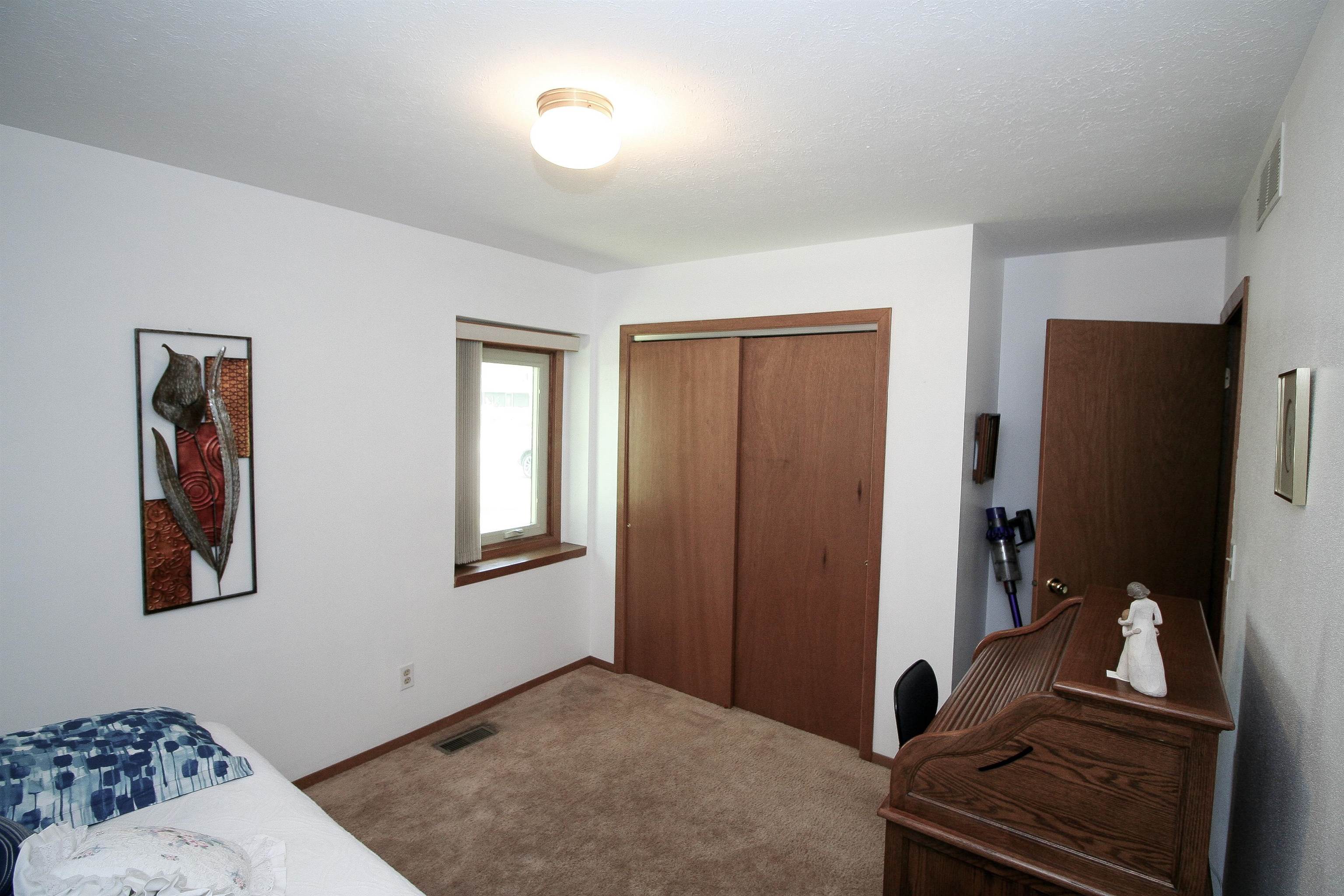 5457 Country Court Roscoe, IL 61073 - Photo 17 of 22