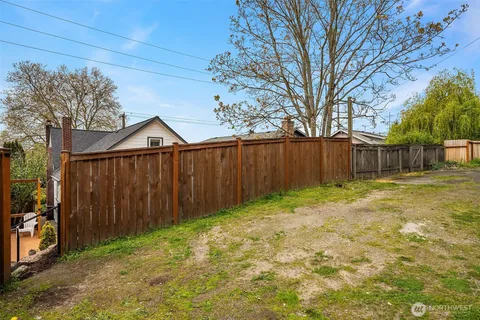 $1,195,000 | 4426 3rd Avenue Northwest, Seattle, WA 98107