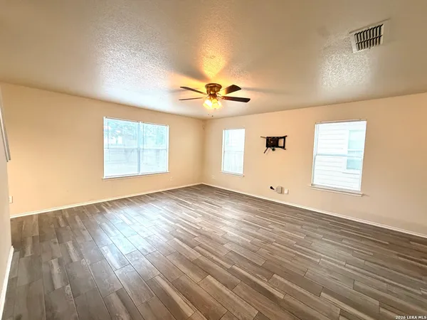 $1,795 | 10114 Emerald Sun, San Antonio, TX 78245