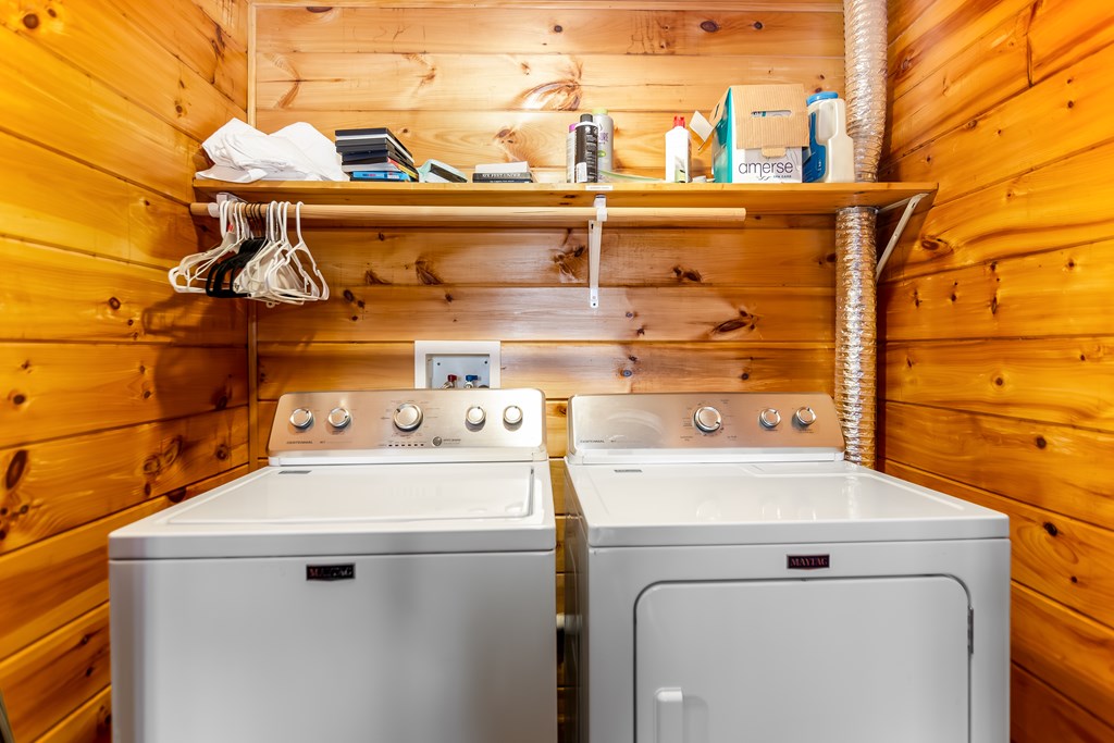 249 Sugar Mountain Road Blue Ridge, GA 30513 - Photo 57 of 61 a utility room with dryer and washer