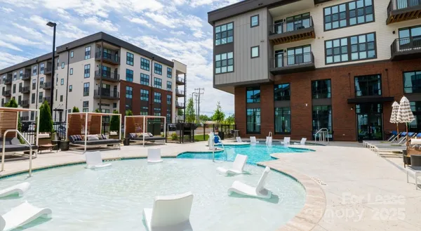 $1,551 | 704 West Tremont Avenue, Unit A1, Charlotte, NC 28203
