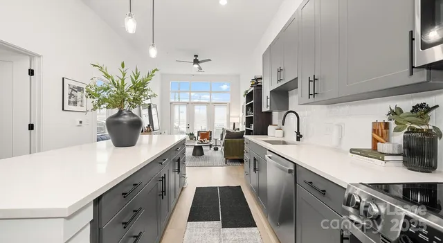 $1,599 | 704 West Tremont Avenue, Unit A1, Charlotte, NC 28203