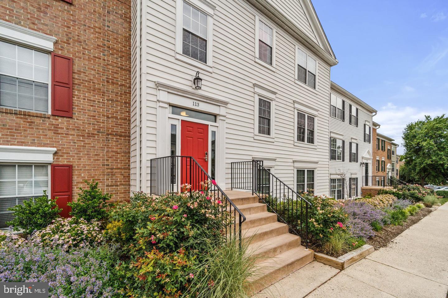 113 Fort Evans Road Southeast, Unit D Leesburg, VA 20175 - Photo 1 of 1 Gallery Image 1