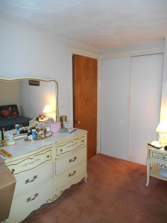 137 Spruce Road Norwood, MA 02062 - Photo 11 of 29 Gallery Image 11