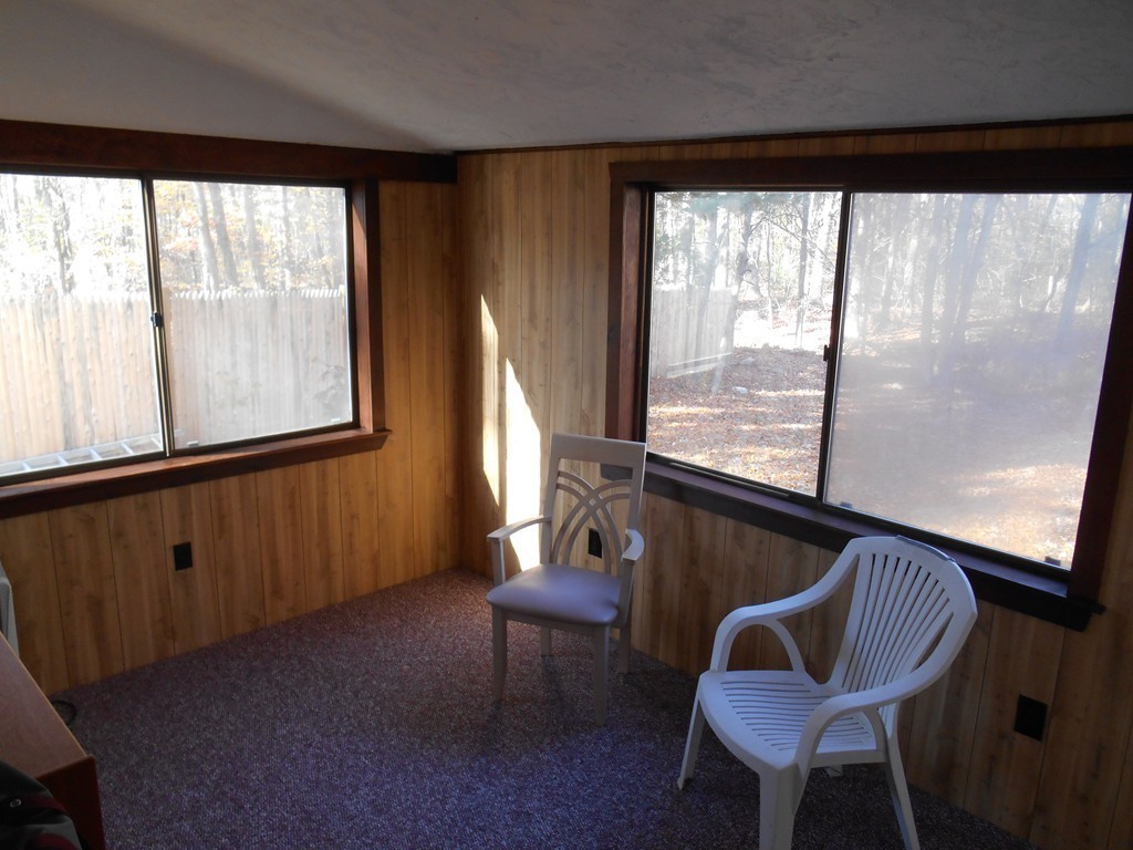 137 Spruce Road Norwood, MA 02062 - Photo 9 of 29 Gallery Image 9