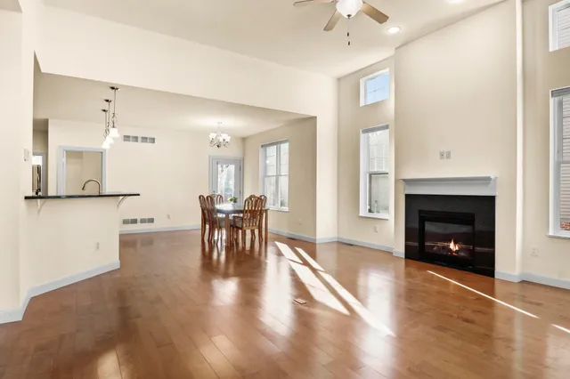 $495,000 | 15 Rose Quartz Way, Fitchburg, WI 53711