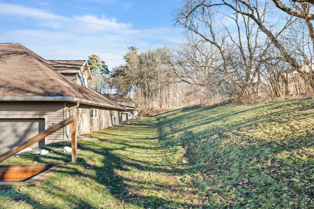 $495,000 | 15 Rose Quartz Way, Fitchburg, WI 53711