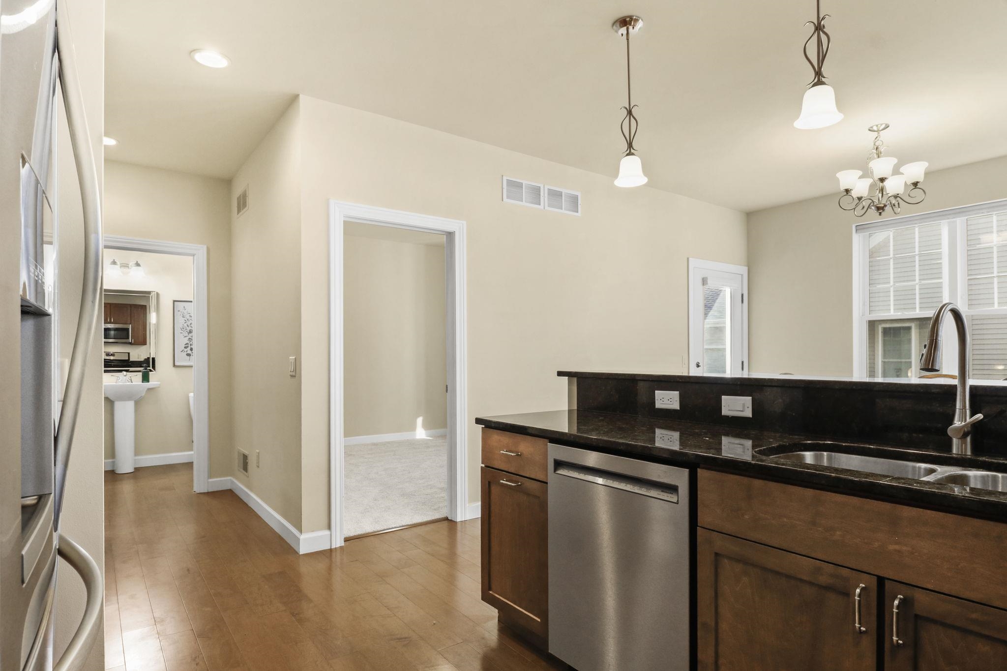 15 Rose Quartz Way Fitchburg, WI 53711 - Photo 10 of 36