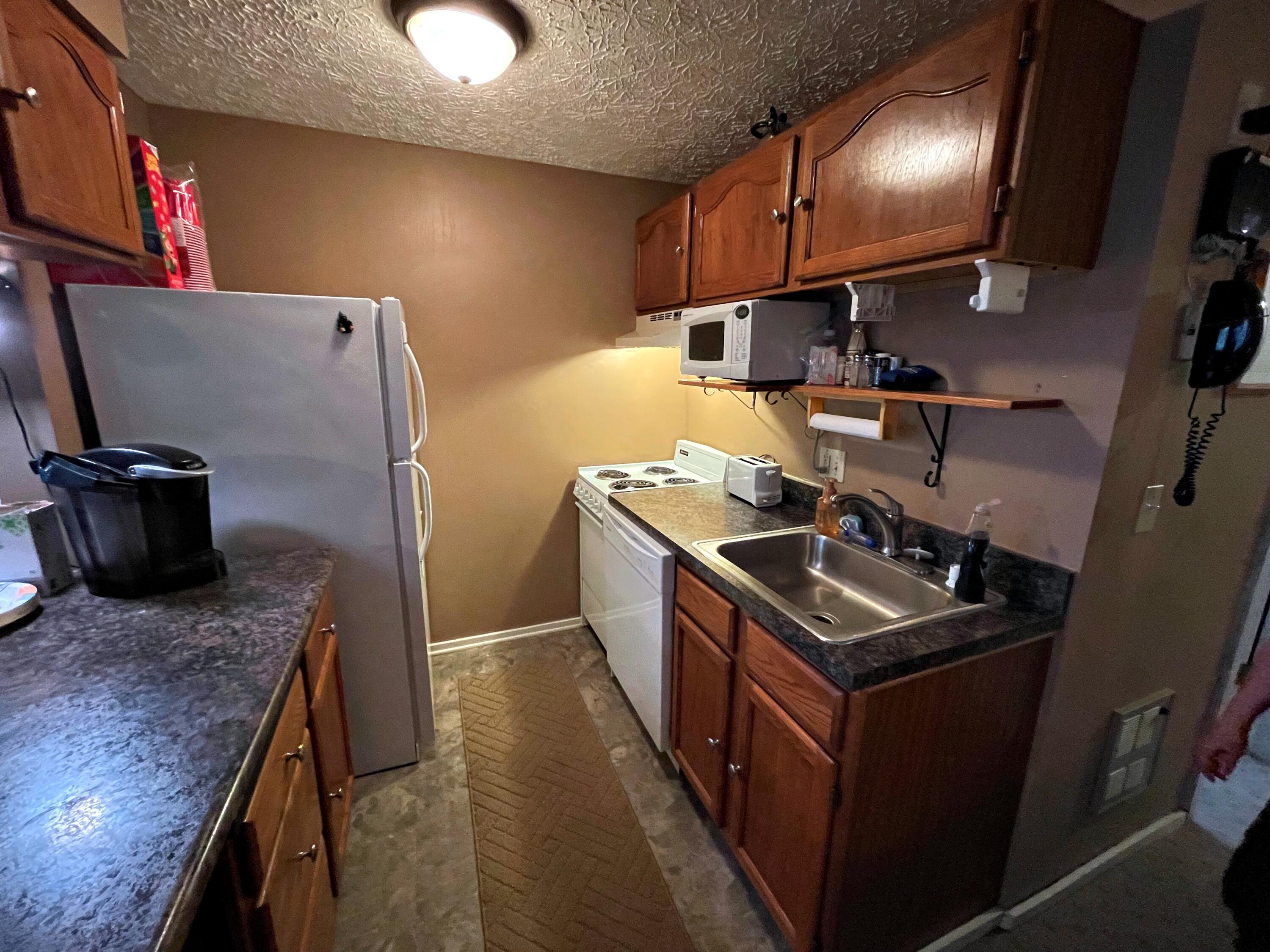 56 Ridgewood Street Snowshoe, WV 26209 - Photo 10 of 16 Gallery Image 10