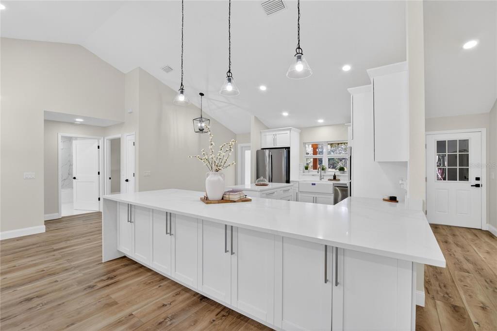 106 Corbett Road Lithia, FL 33547 - Photo 17 of 94