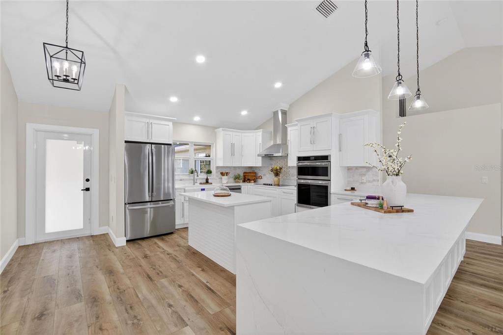 106 Corbett Road Lithia, FL 33547 - Photo 9 of 94