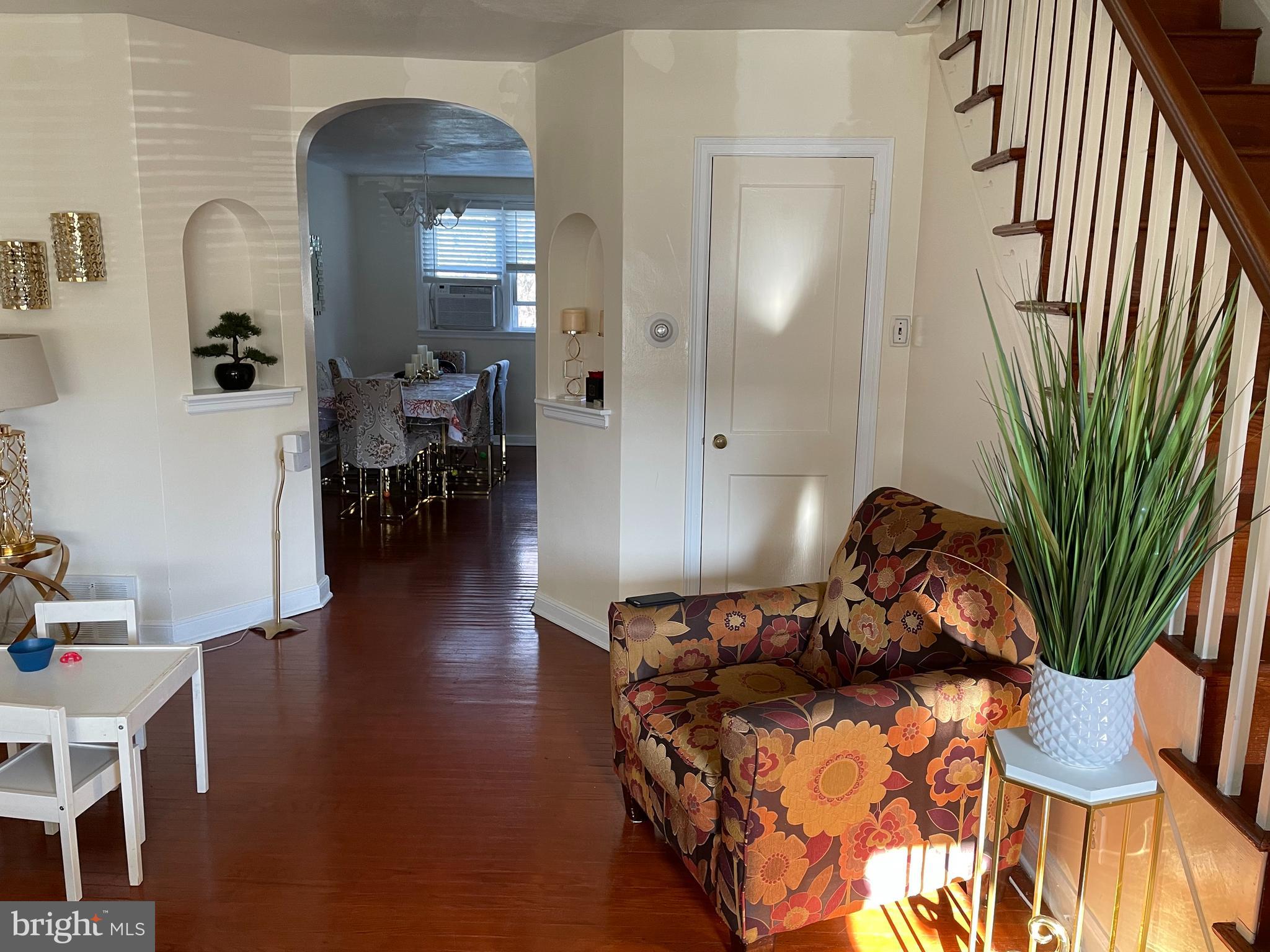 5251 Marwood Road Philadelphia, PA 19120 - Photo 11 of 30