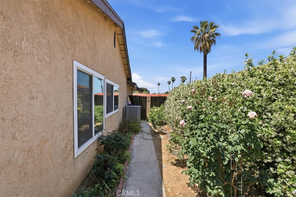 6916 Lincoln Avenue Riverside, CA 92506 - Photo 34 of 35