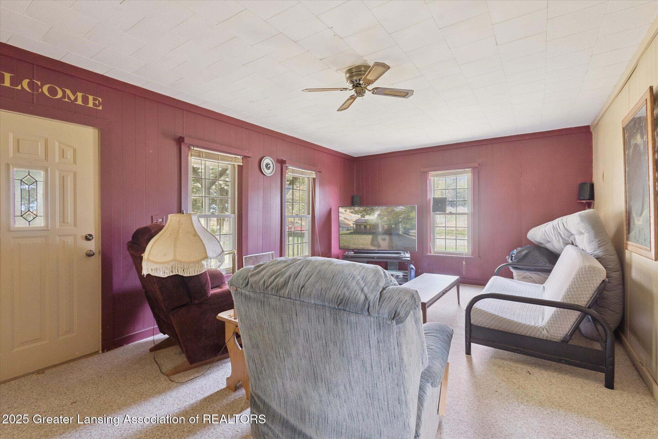 16711 Stark Road Springport, MI 49284 - Photo 8 of 43 07-16711-Stark-Rd-Springport-MI-49284-Wi
