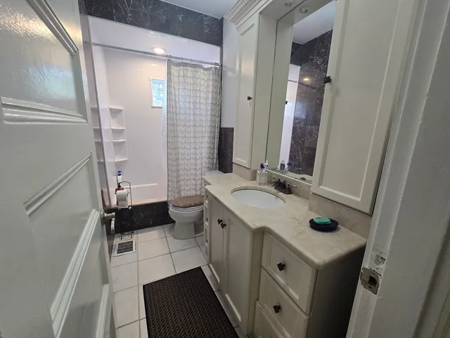 $3,100 | 126 Green Street, Unit 126, Melrose, MA 02176