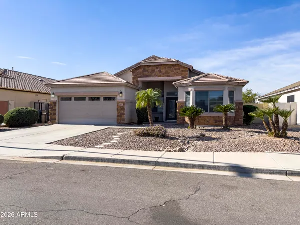 $2,800 | 1084 North Martingale Road, Gilbert, AZ 85234
