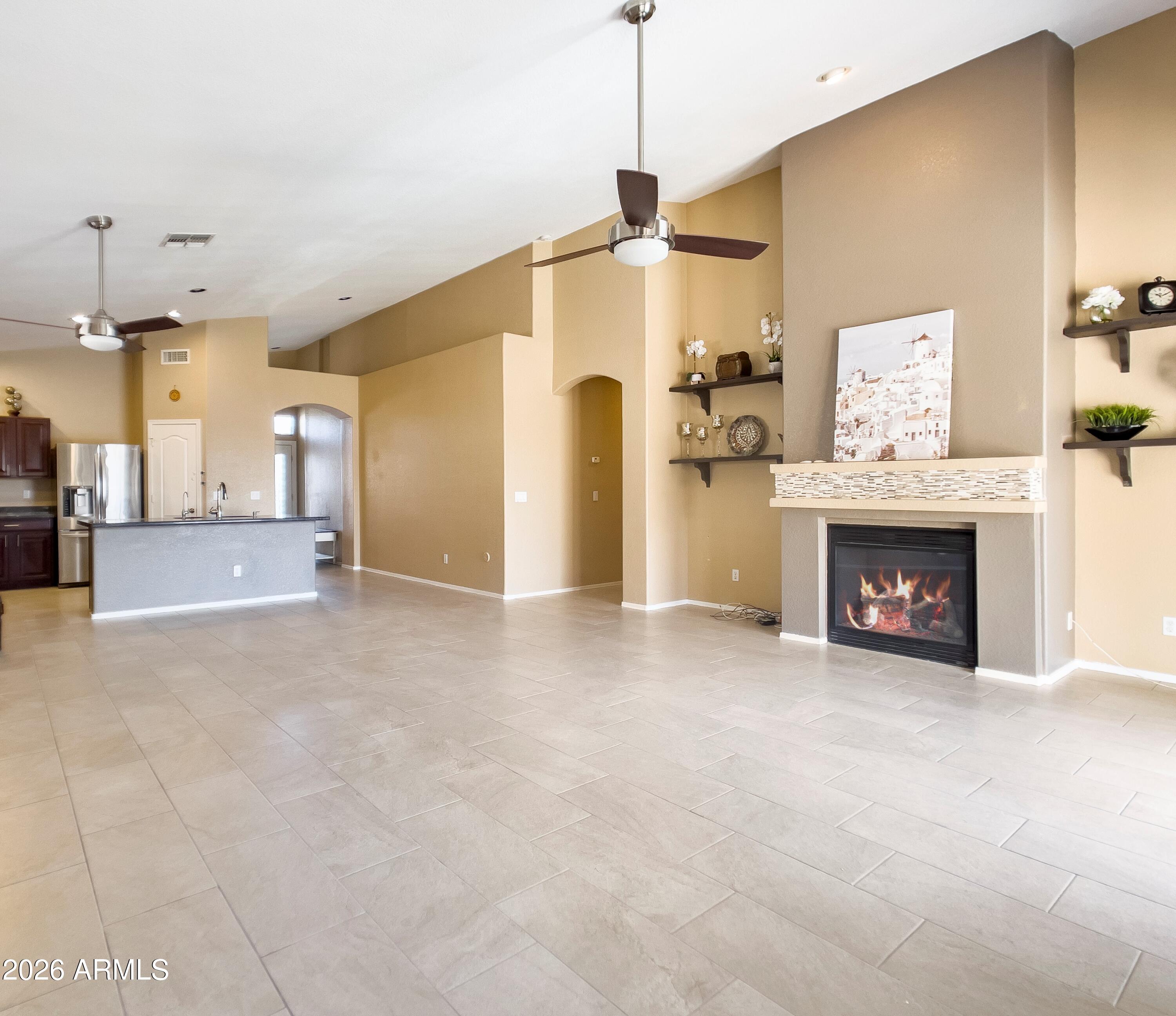 1084 North Martingale Road Gilbert, AZ 85234 - Photo 3 of 16 Family Room