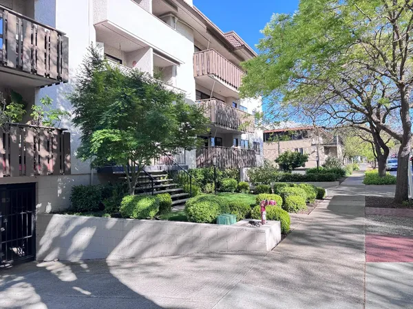 $1,100,000 | 101 2nd Street, Unit 5, Los Altos, CA 94022