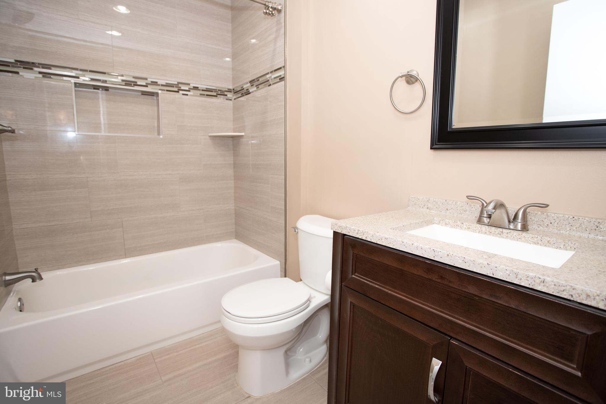 7419 Spring Tree Drive Springfield, VA 22153 - Photo 13 of 22 Main bedroom full bath