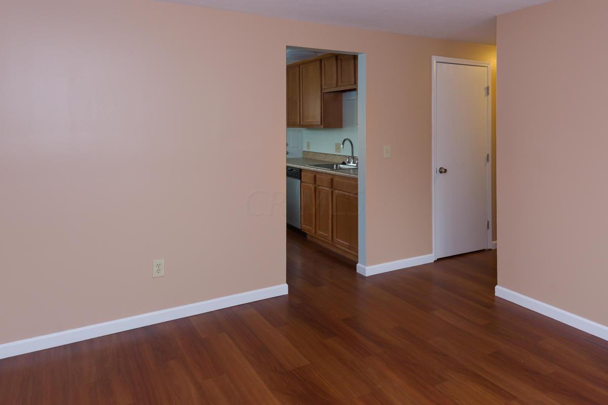 2179 Brookfield Road Columbus, OH 43229 - Photo 9 of 24 Gallery Image 9