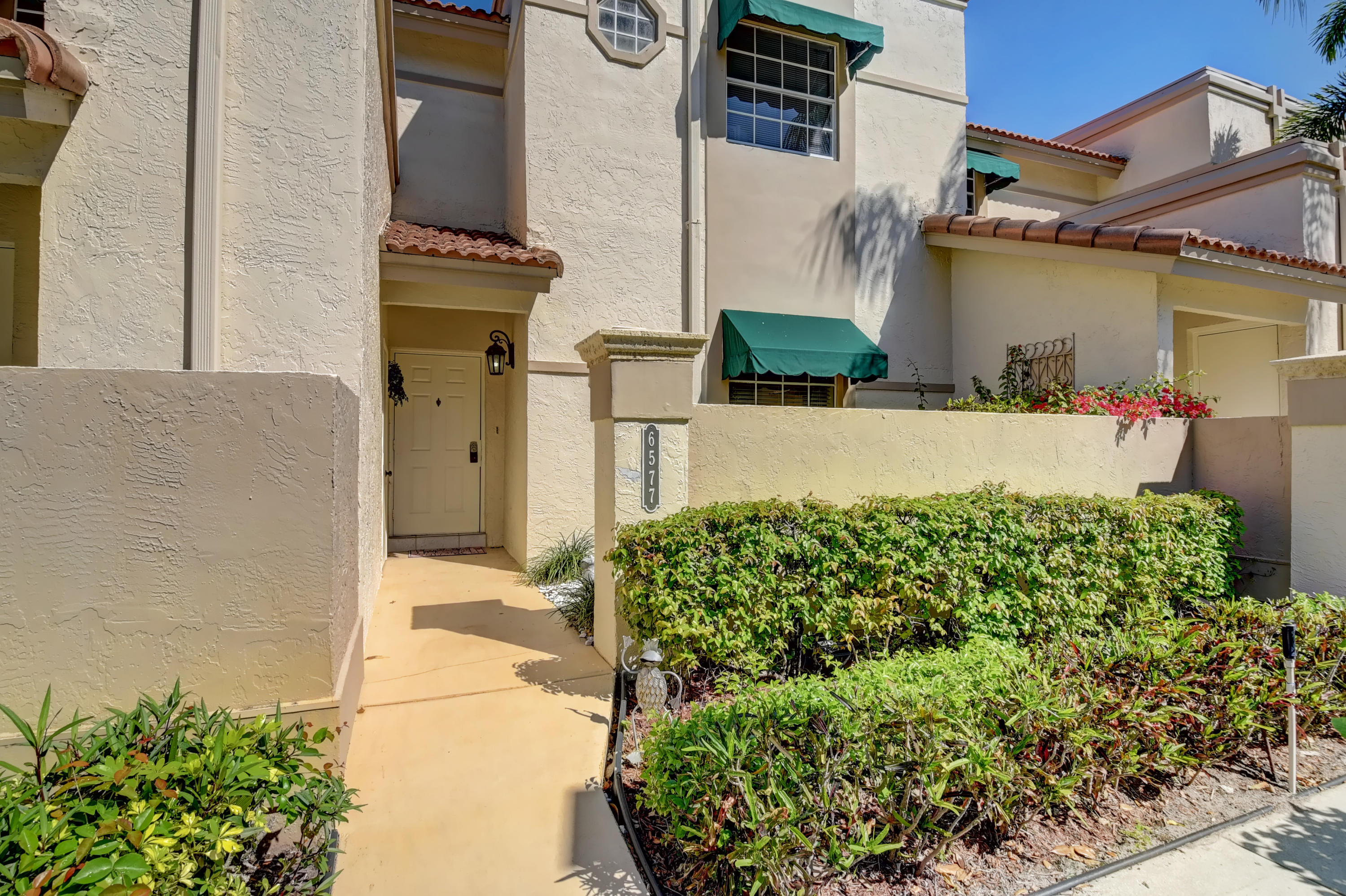 6577 Via Regina Boca Raton, FL 33433 - Photo 27 of 33 Exterior Front