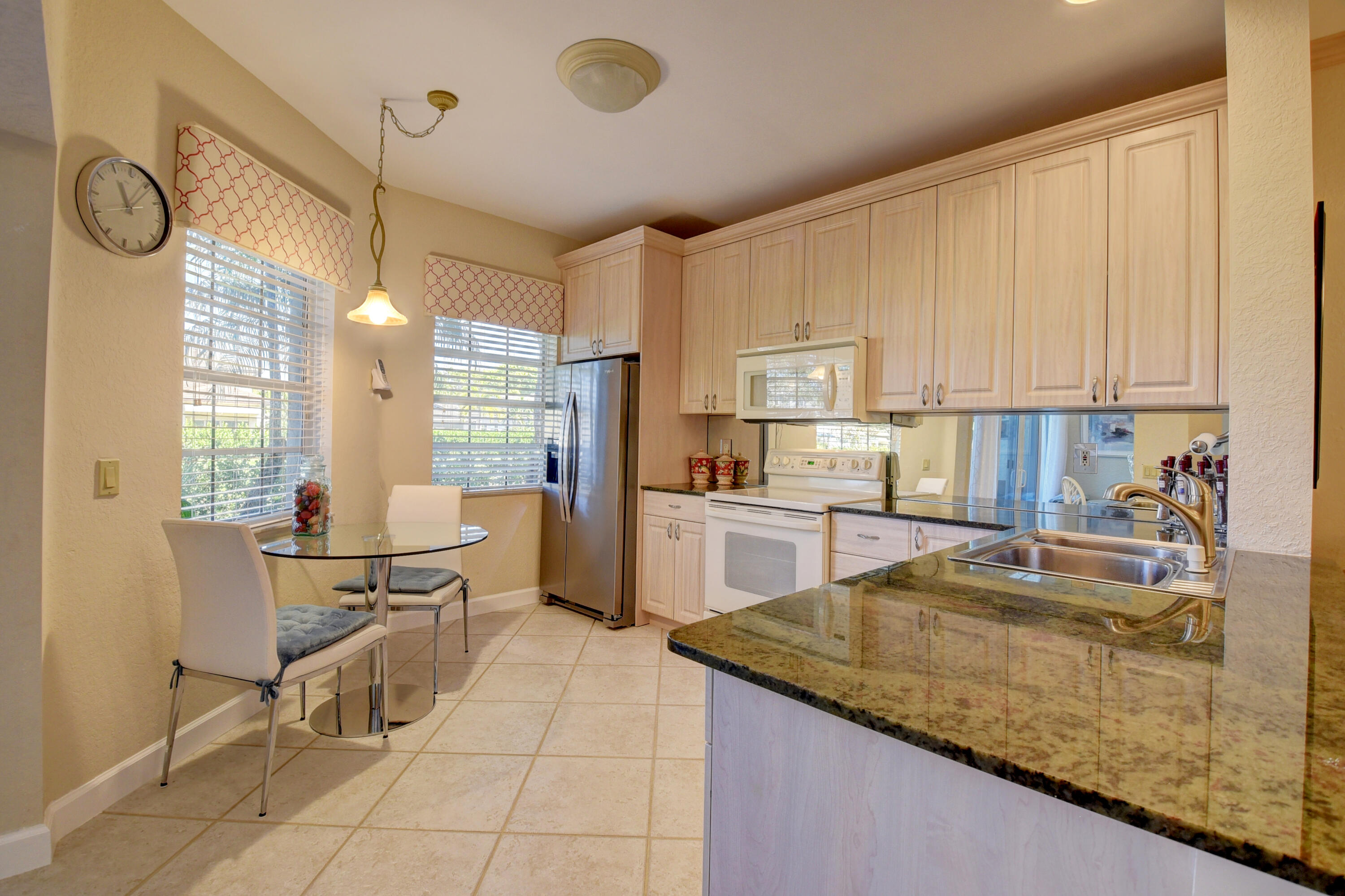 6577 Via Regina Boca Raton, FL 33433 - Photo 4 of 33 Kitchen