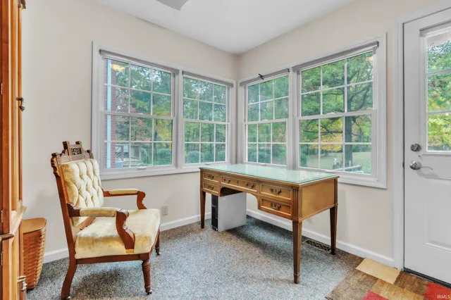 $949,900 | 5265 East 850 North, Kendallville, IN 46755