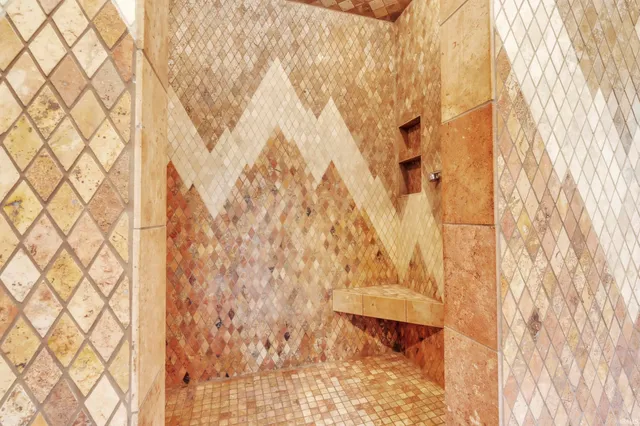 $949,900 | 5265 East 850 North, Kendallville, IN 46755