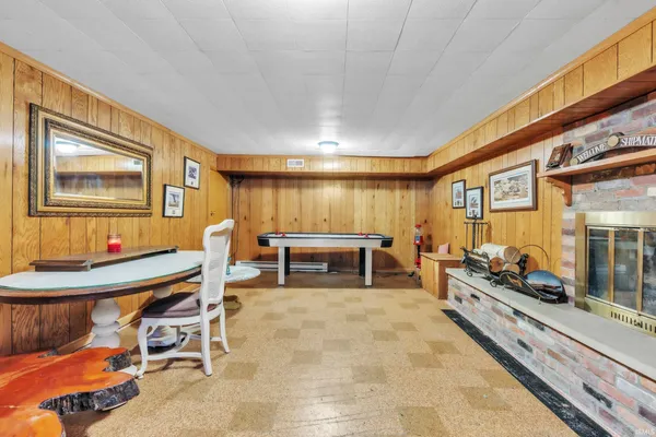 $949,900 | 5265 East 850 North, Kendallville, IN 46755
