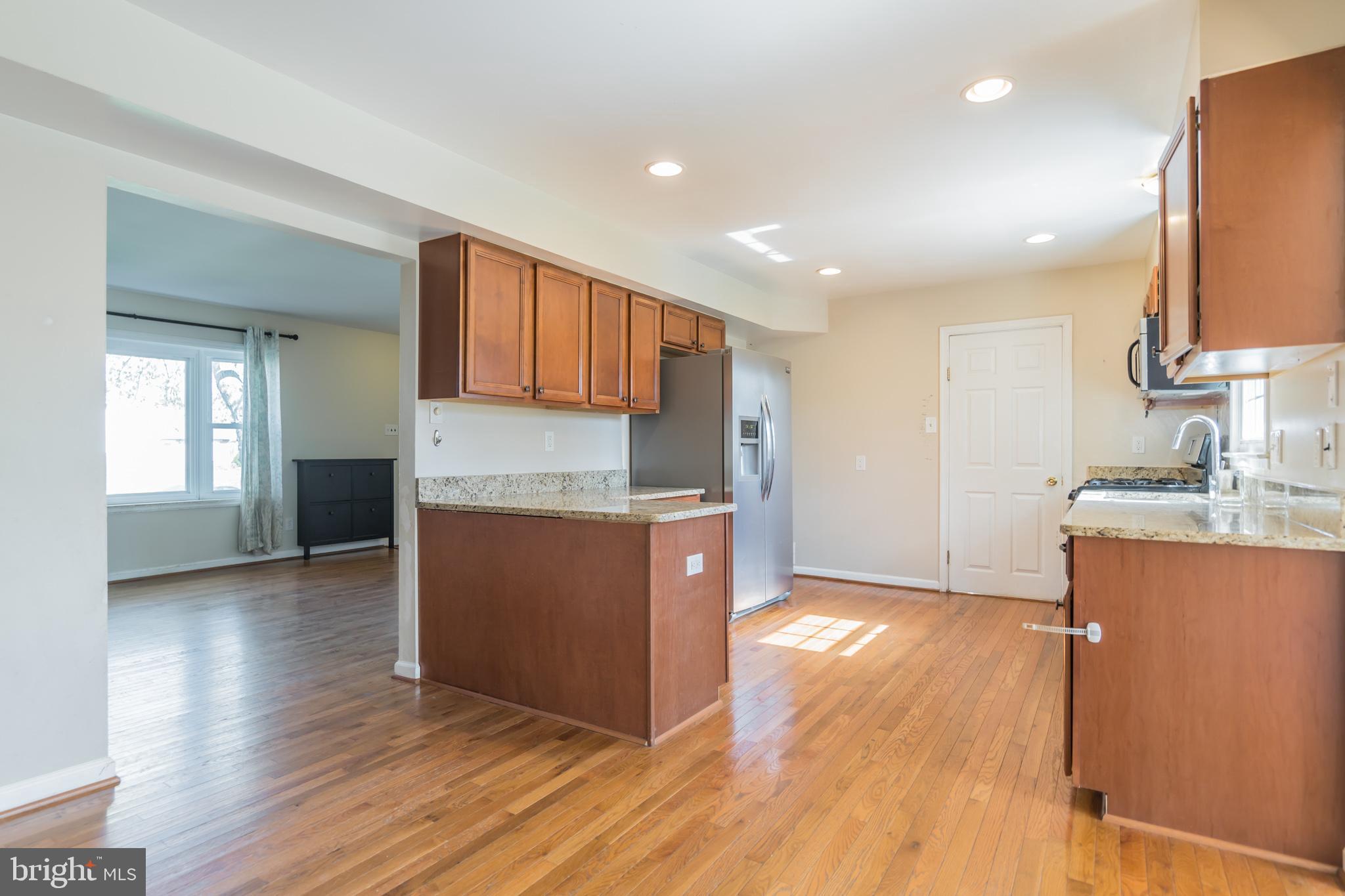 4013 Lees Corner Road Chantilly, VA 20151 - Photo 9 of 31