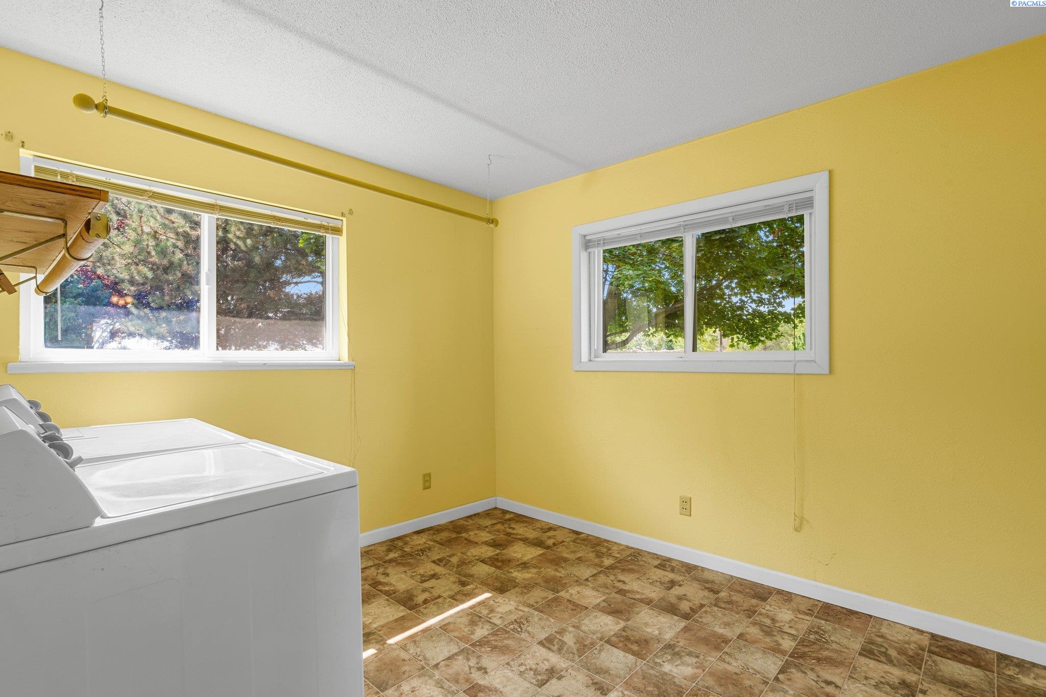 209705 East Schuster Road Kennewick, WA 99337 - Photo 20 of 37 Gallery Image 20