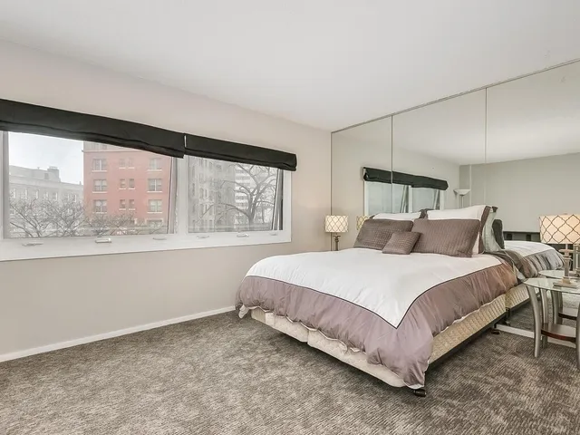 $2,495 | 1200 Nicollet Mall, Unit 215, Minneapolis, MN 55403