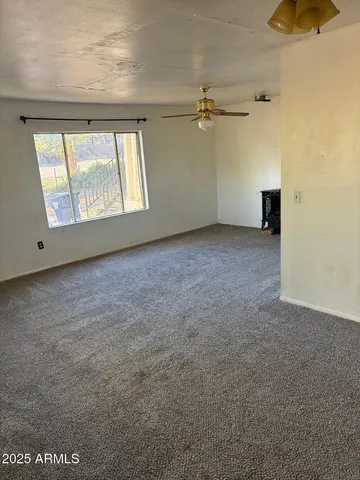 a close view of sink and tap