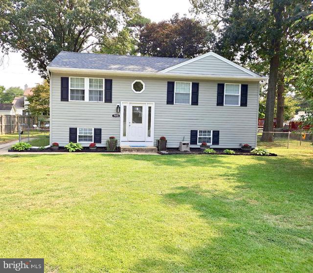 7955 East Shore Road Pasadena, MD 21122 - Photo 1 of 31 Gallery Image 1