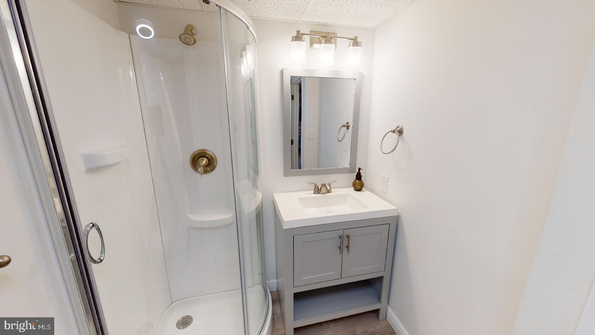 7955 East Shore Road Pasadena, MD 21122 - Photo 21 of 31 Gallery Image 21