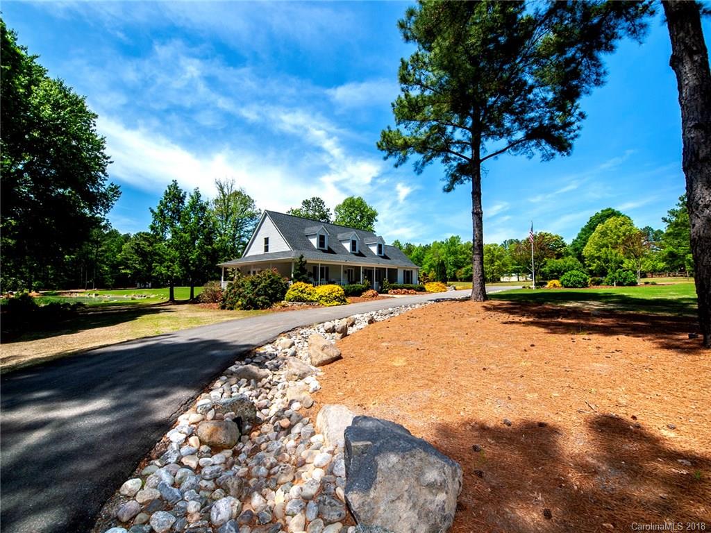 1593 Pioneer Road York, SC 29745 - Photo 1 of 31 Gallery Image 1
