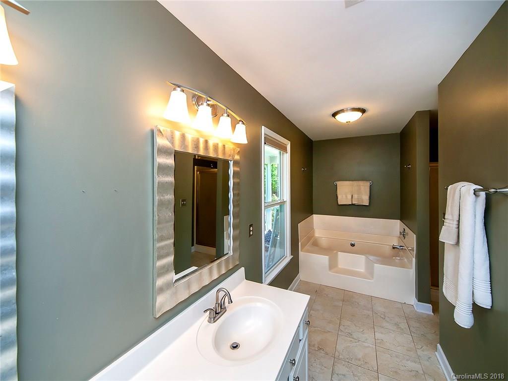 1593 Pioneer Road York, SC 29745 - Photo 19 of 31 Gallery Image 19