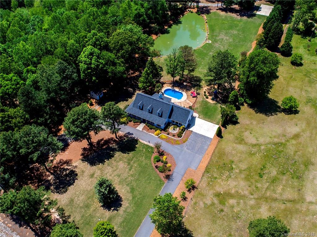 1593 Pioneer Road York, SC 29745 - Photo 5 of 31 Gallery Image 5