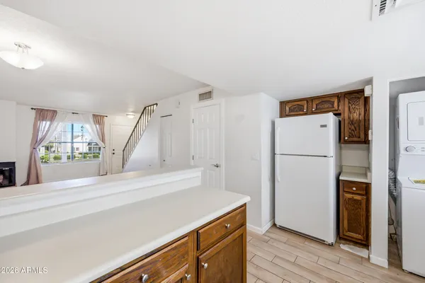 $1,695 | 9831 South 48th Way, Unit 5, Phoenix, AZ 85044
